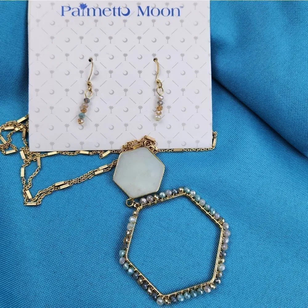 🩵NWT Palmetto Moon Mint Necklace & Earring Set